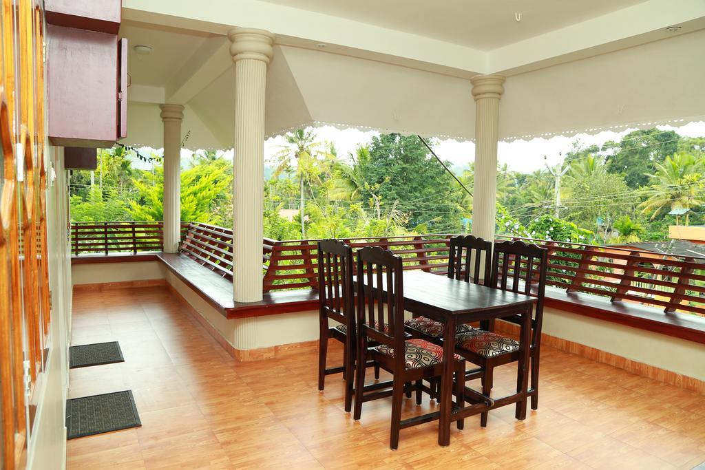 Ferndale Homestay Thekkady Exteriör bild