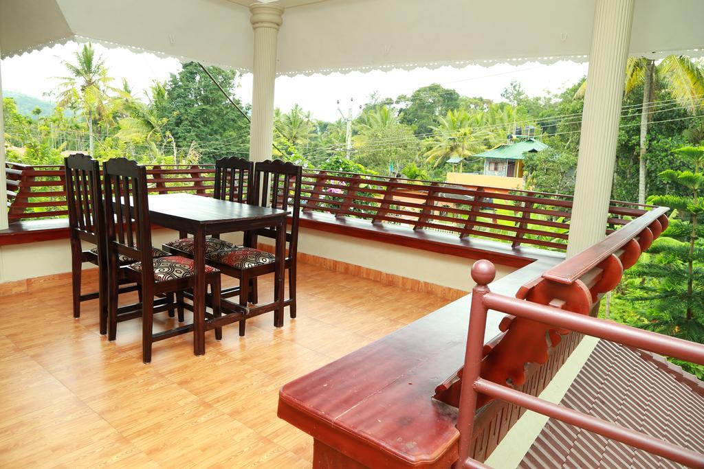 Ferndale Homestay Thekkady Exteriör bild